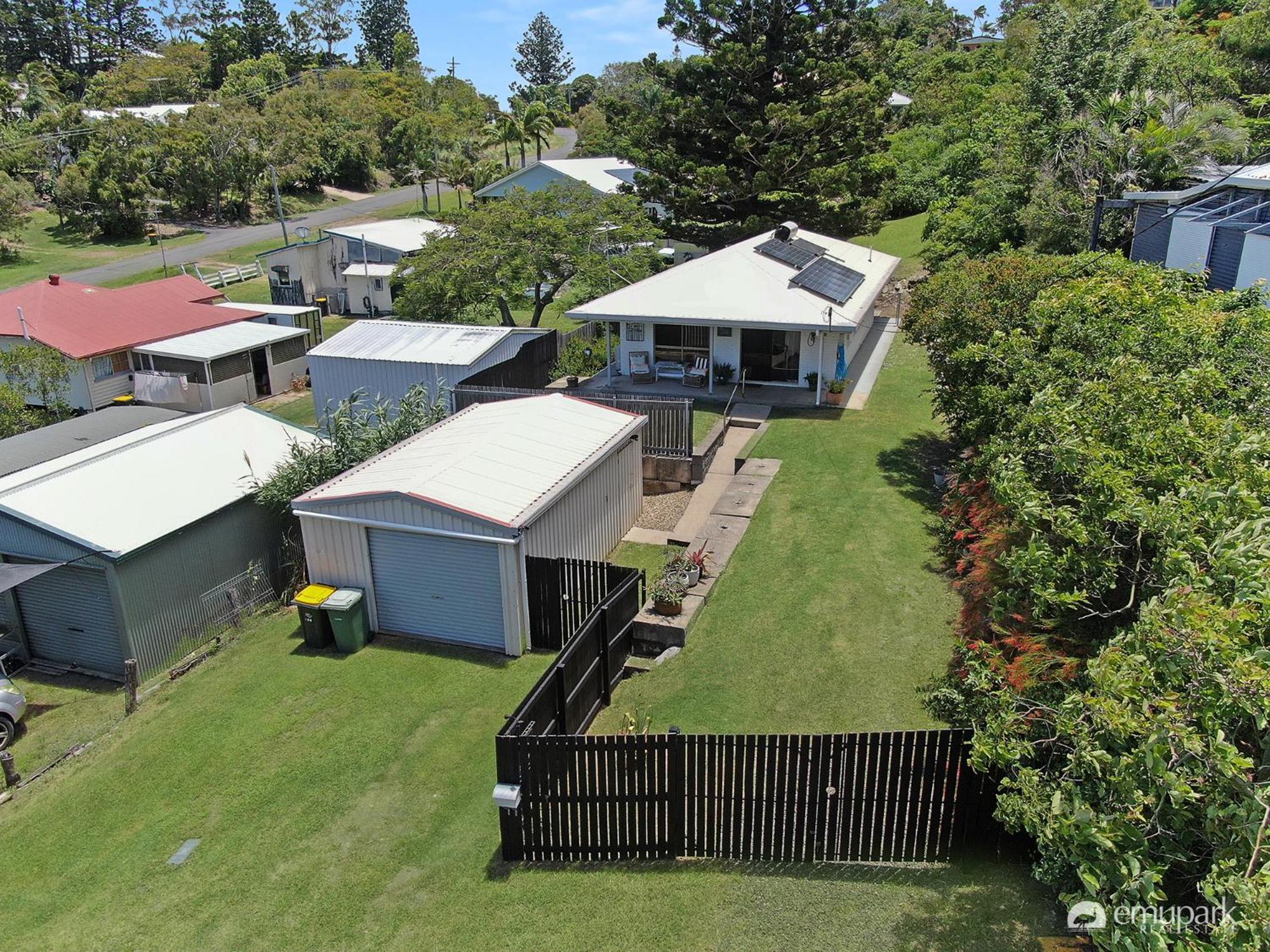 The Breezy Emu Villa Emu Park Exterior photo